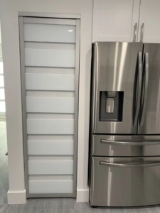 ACPD-12- AC Pivot Door – White Glass – Silver Frame