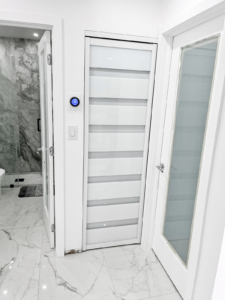 ACP12 - White Profile & White Insert G
